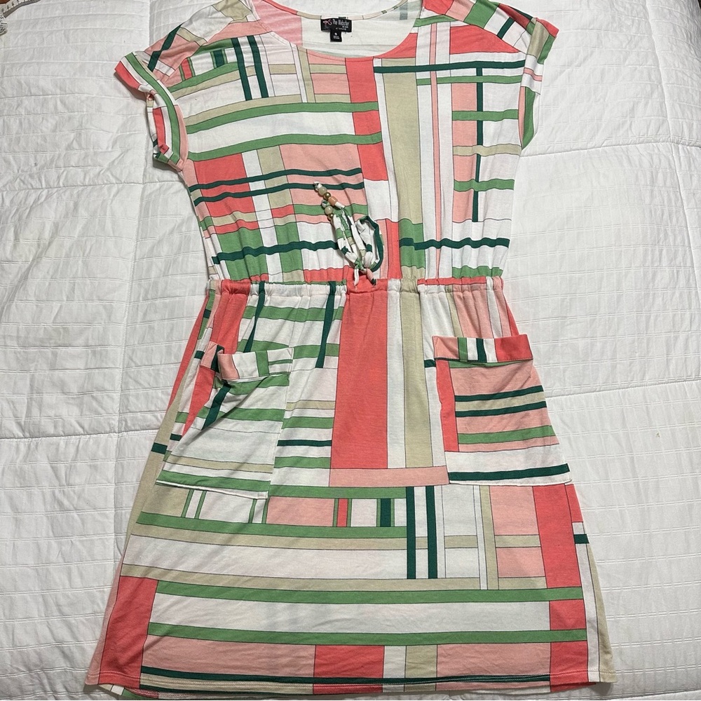Pattern Dress - Picture 3 of 7